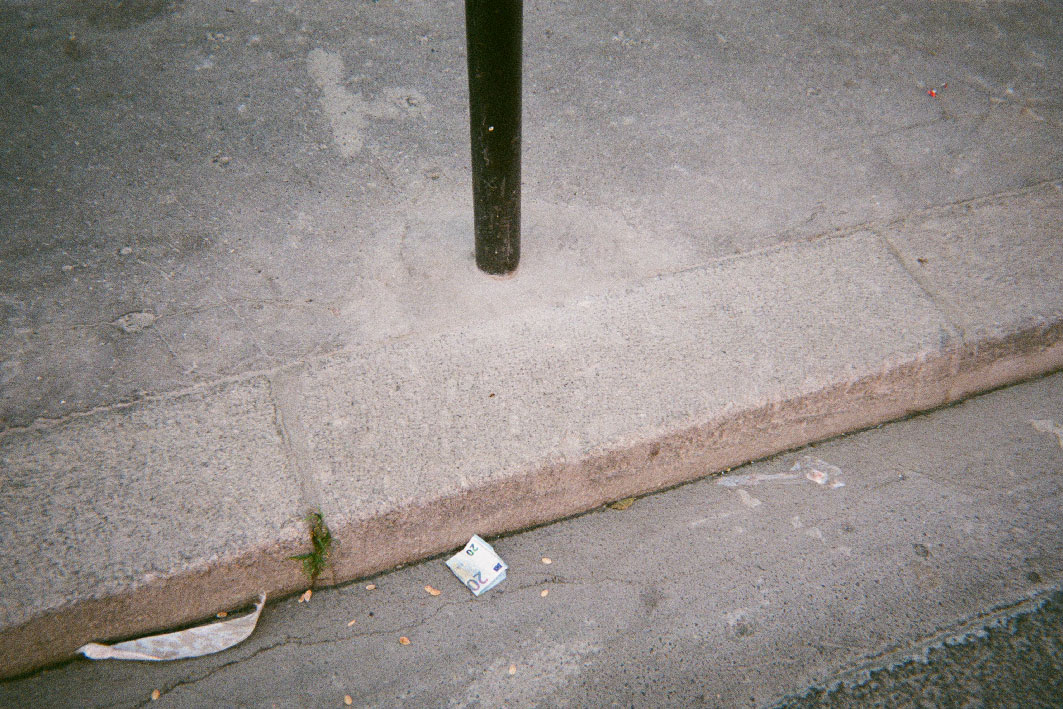 Claude Closky, ‘Common Ground,’ 2022, Brussels: More Publishers. 26 photographs, 10 x 15 cm.